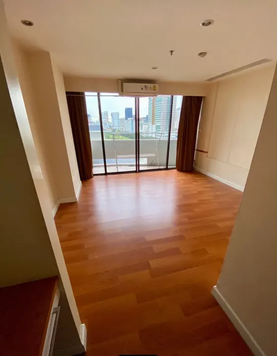 Property photos for The Royal Place 1