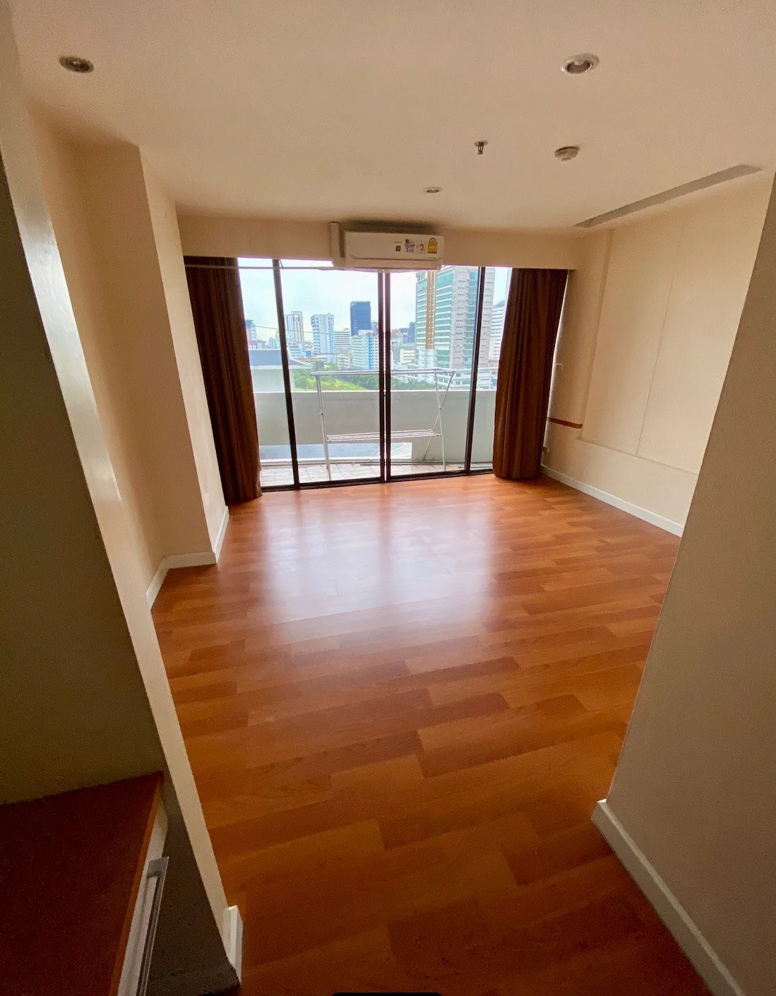 Property photos for The Royal Place 1