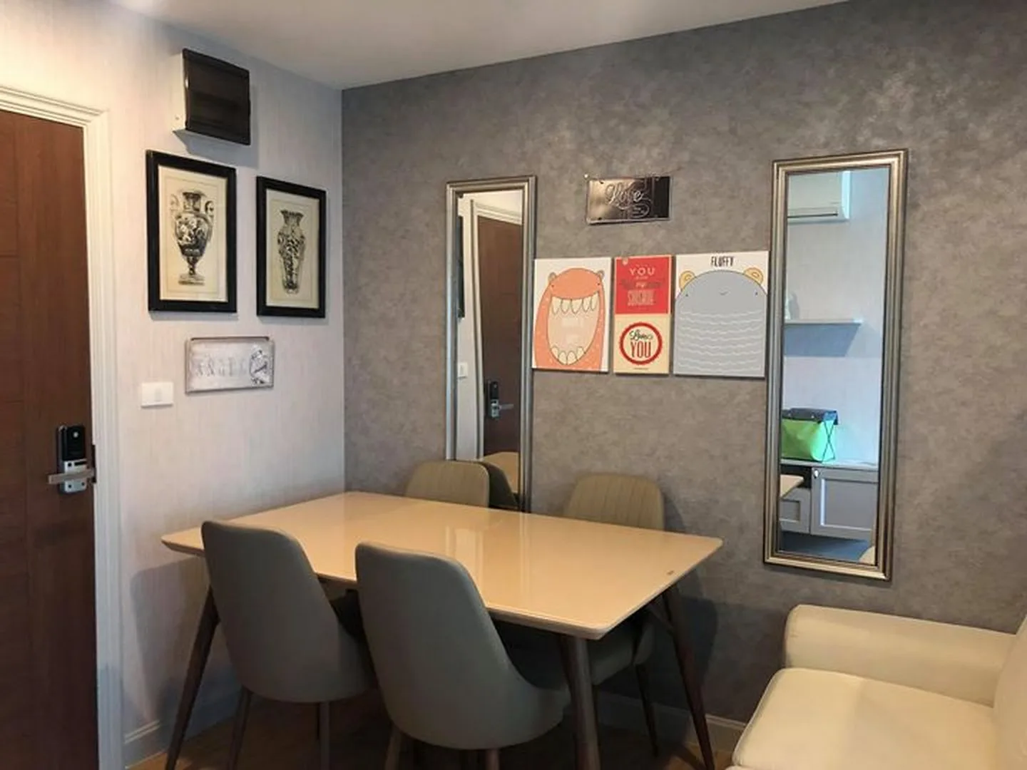 Property photos for Notting Hill Tiwanon
