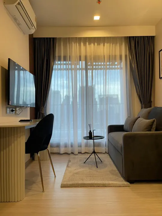 Property photos for Life Asoke Hype