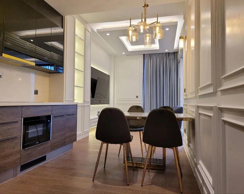 Property photos for Muniq Langsuan