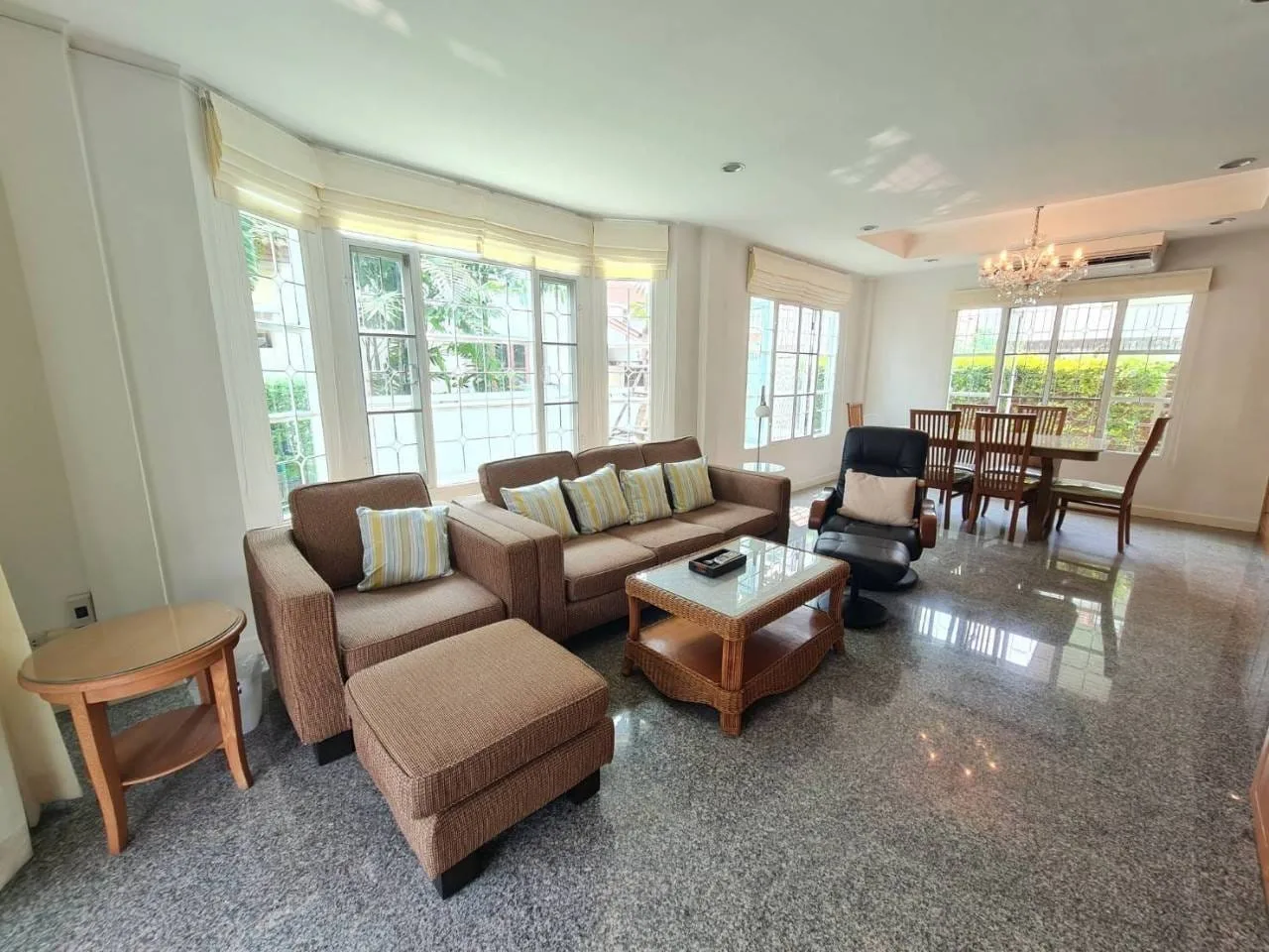 Property photos for Baan Manthana Rama 9 ??? Srinakarin