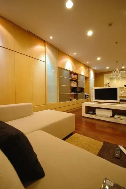 Property photos for Noble Ora