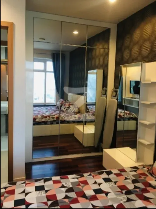 Property photos for Circle Condominium