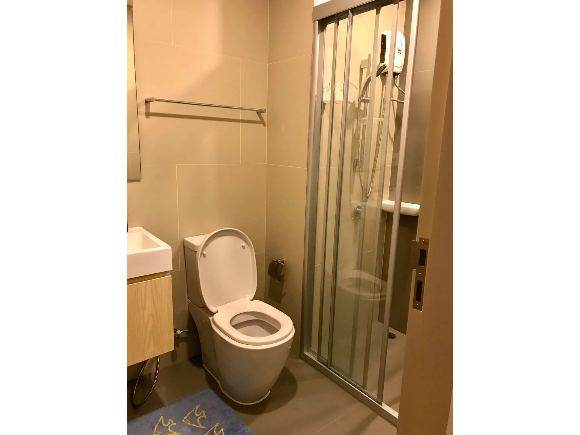 Property photos for Lumpini Suite Phetchaburi - Makkasan