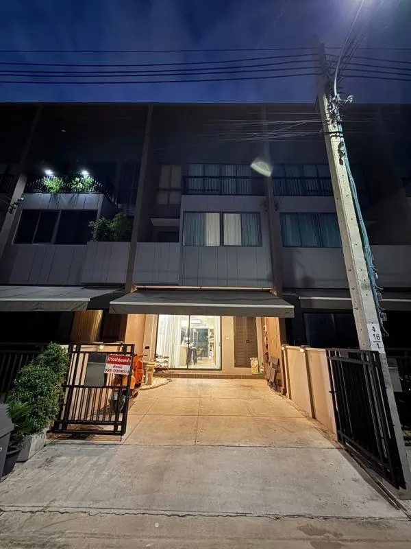 Property photos for Baan Klang Muang Rama 9