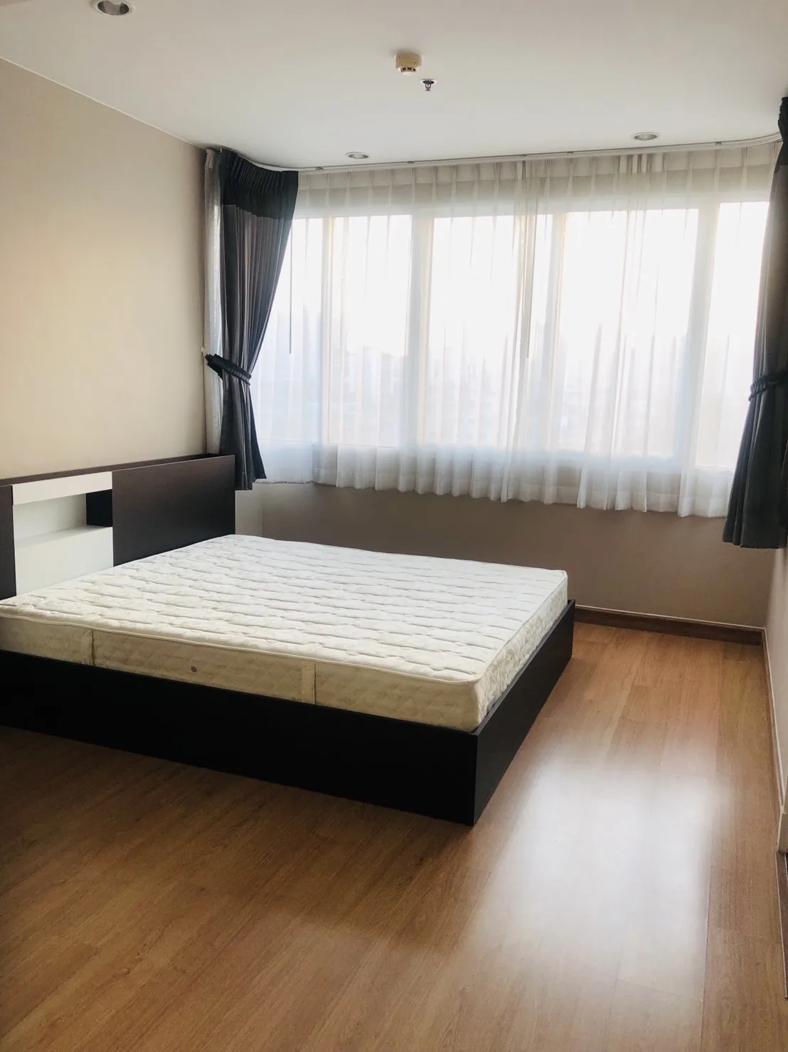 Property photos for Supalai Wellington