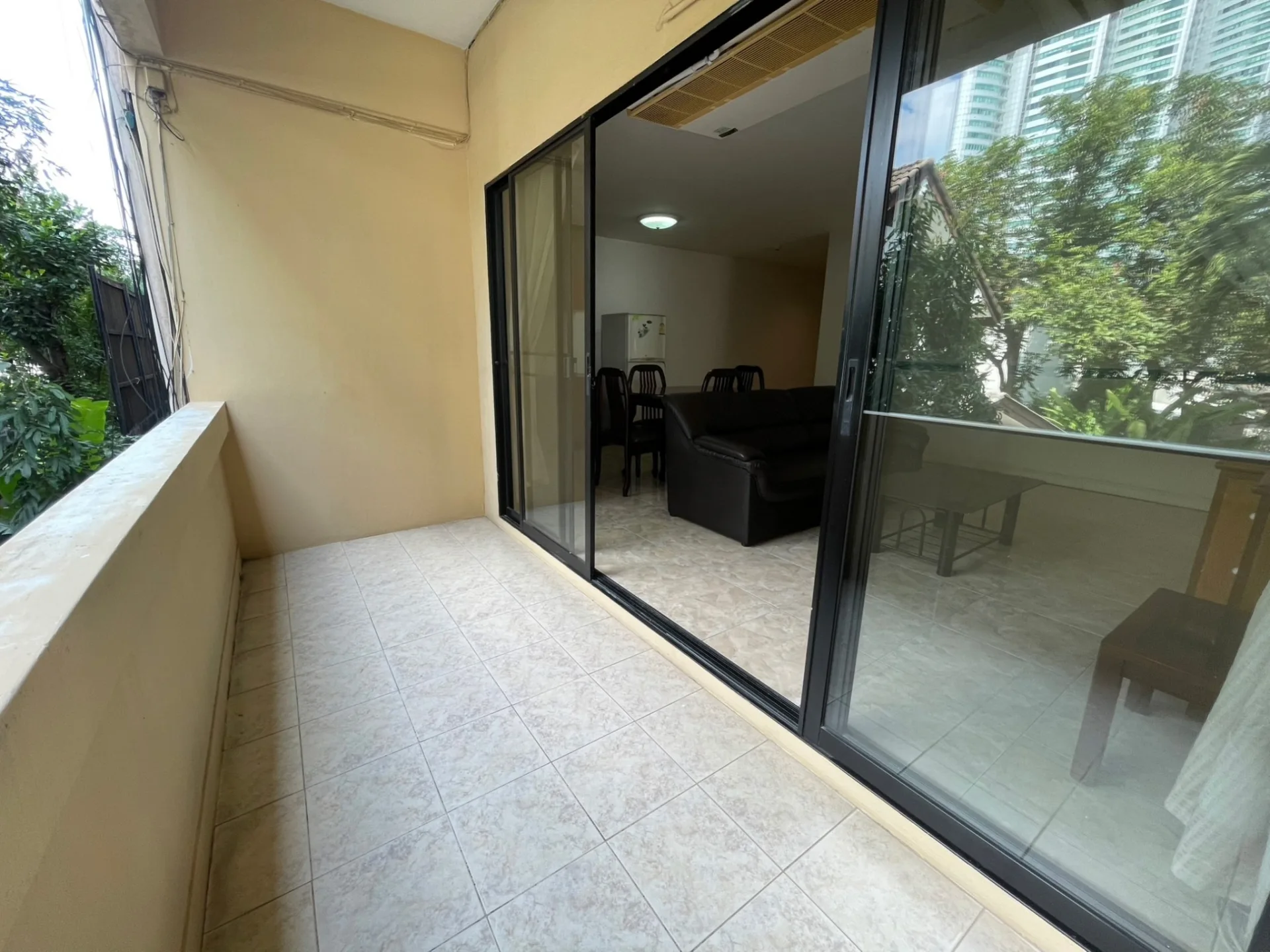 Property photos for Lin Court