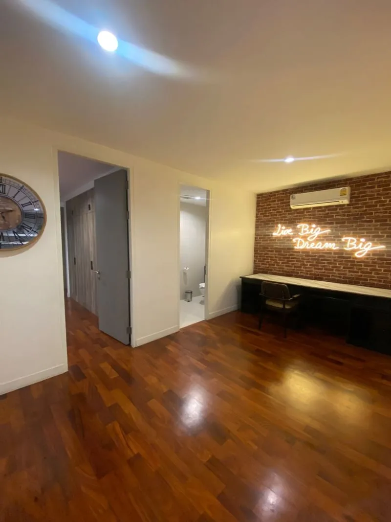 Property photos for Benviar Tonson Residence