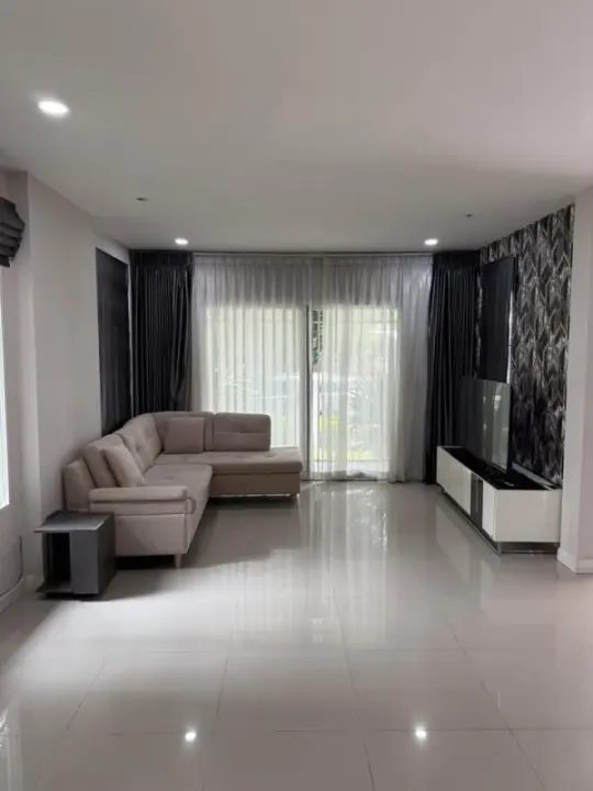 Property photos for Baan Manthana Rama 9 ??? Srinakarin