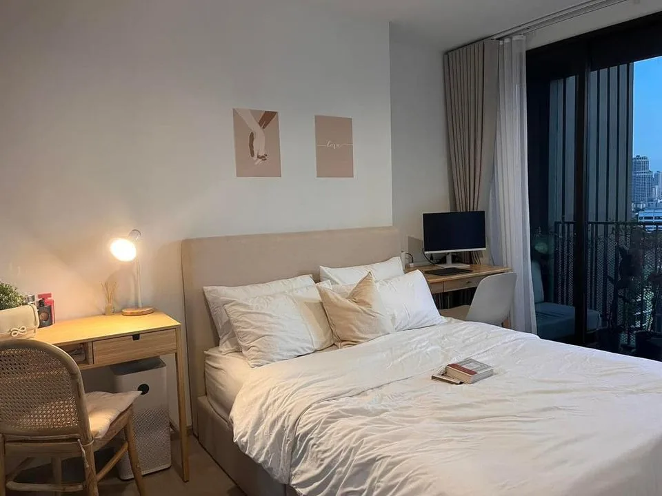 Property photos for THE LINE Phahonyothin Park