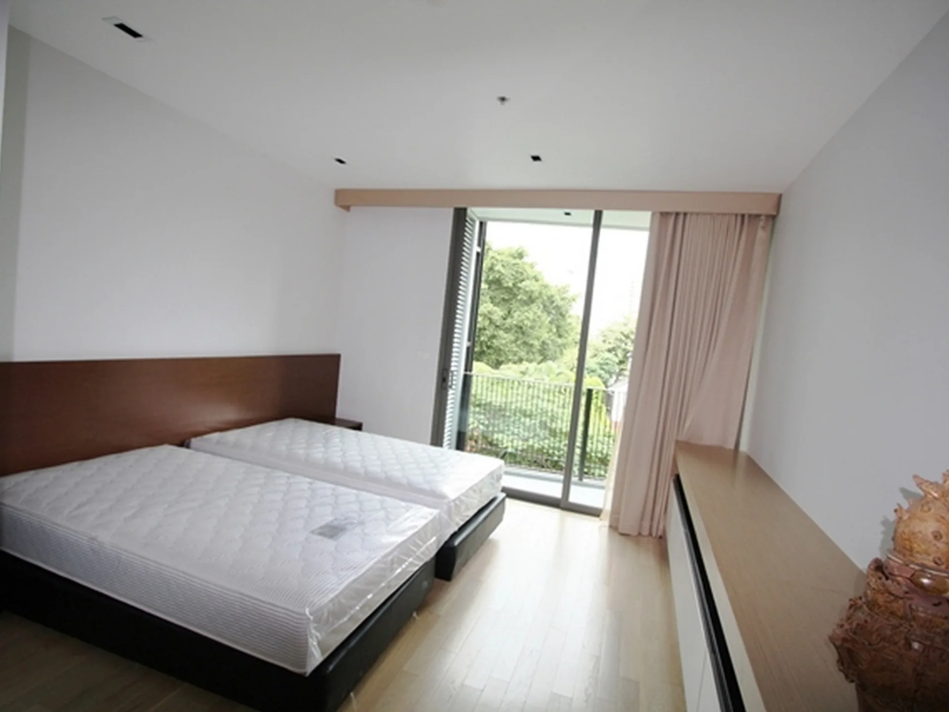 Property photos for Promphan 53