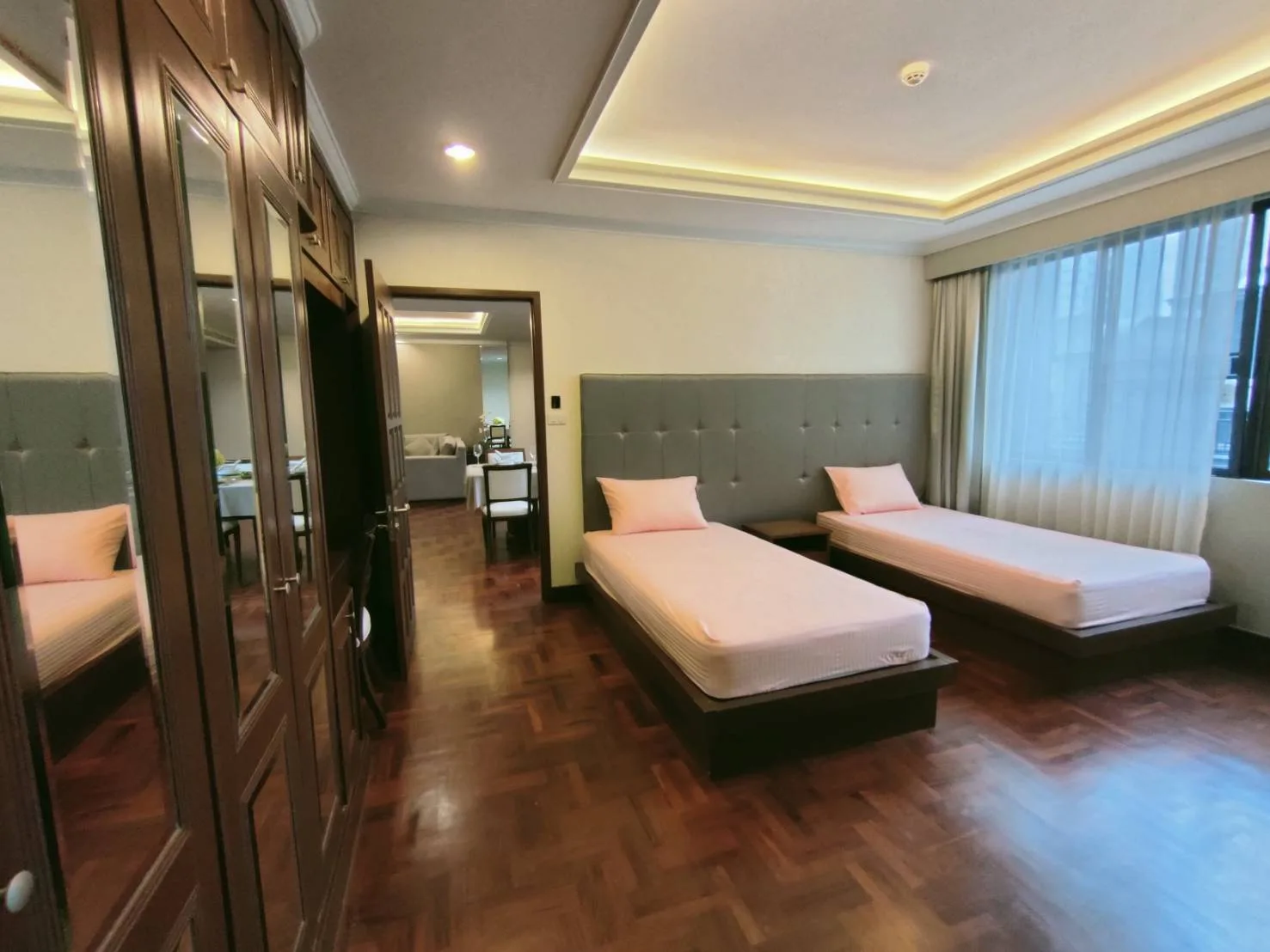 Property photos for Ploenruedee Residence