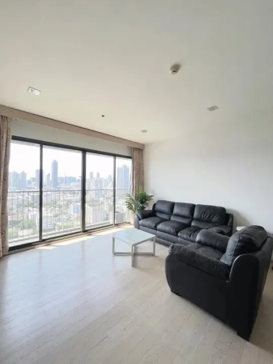 Property photos for Noble Solo