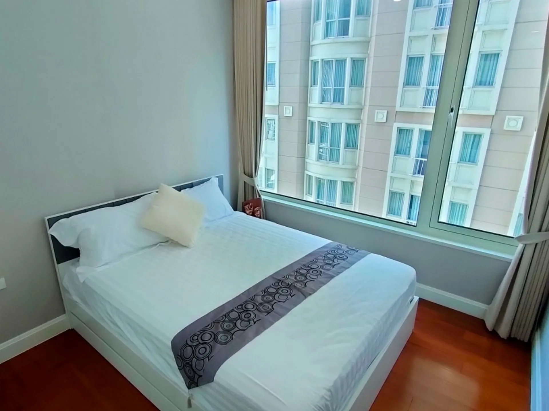 Property photos for Q Langsuan