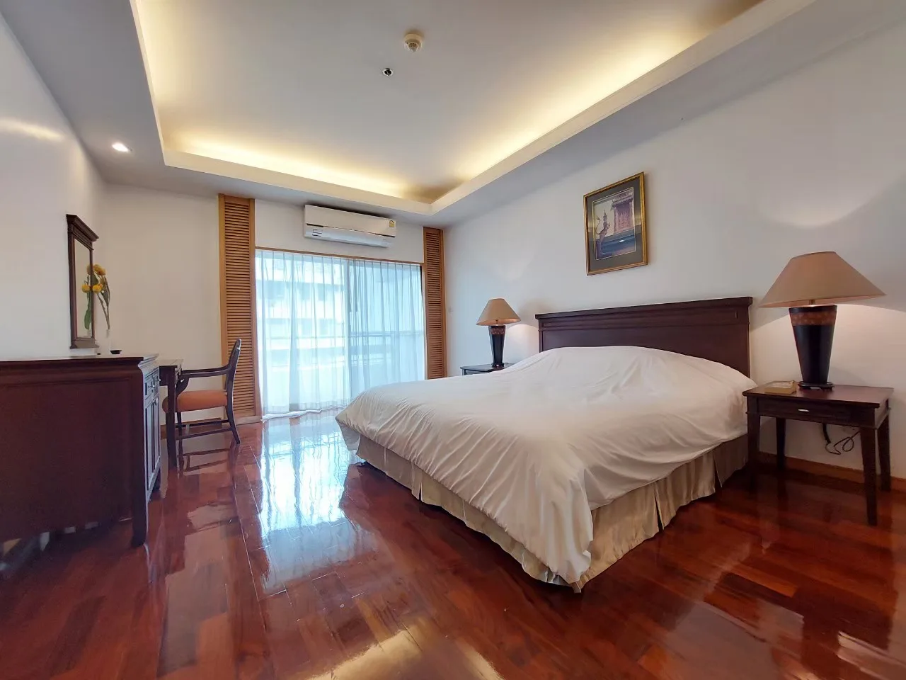 Property photos for Esmeralda Apartments