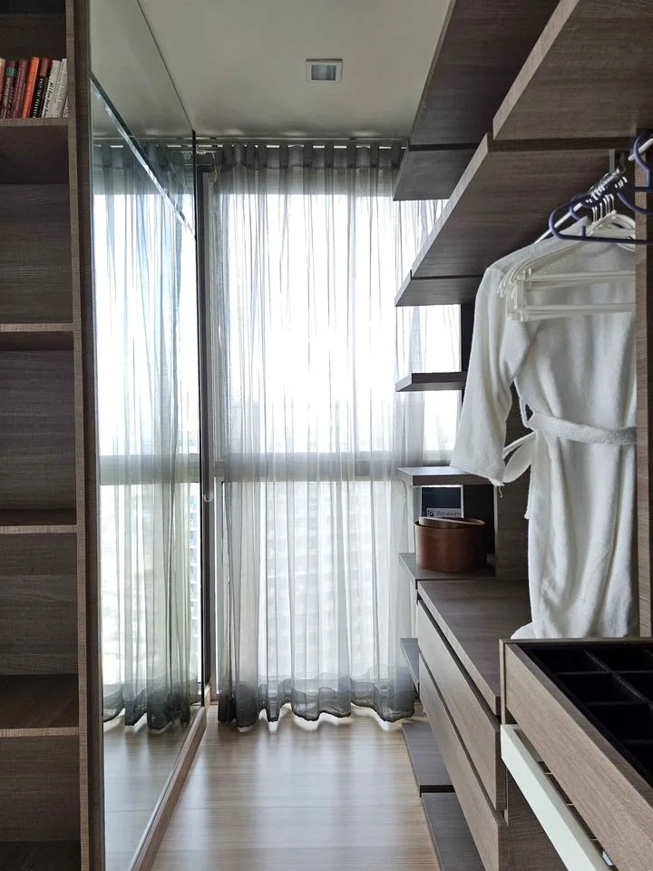 Property photos for Sky Walk Condominium