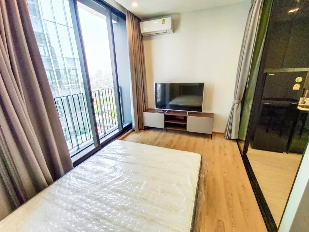 Property photos for Noble Around Ari