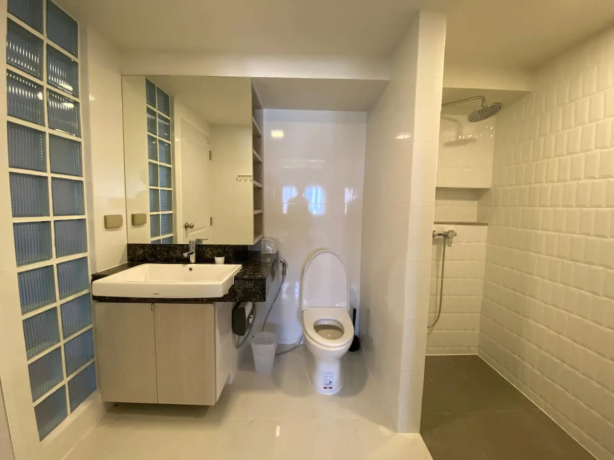 Property photos for 38 Mansion