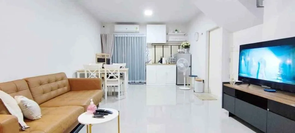Property photos for Baan Klang Muang Srinakarin