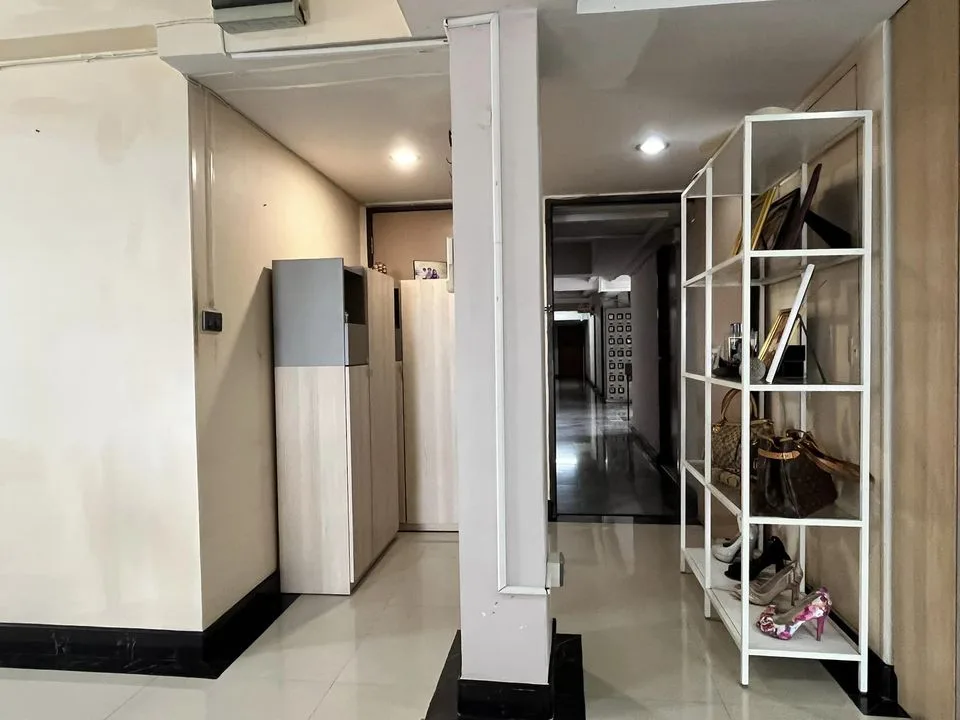 Property photos for Century Park