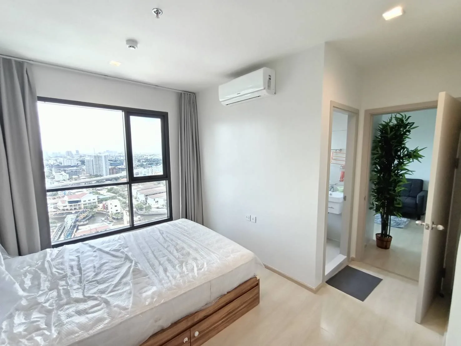Property photos for Life Sukhumvit 48