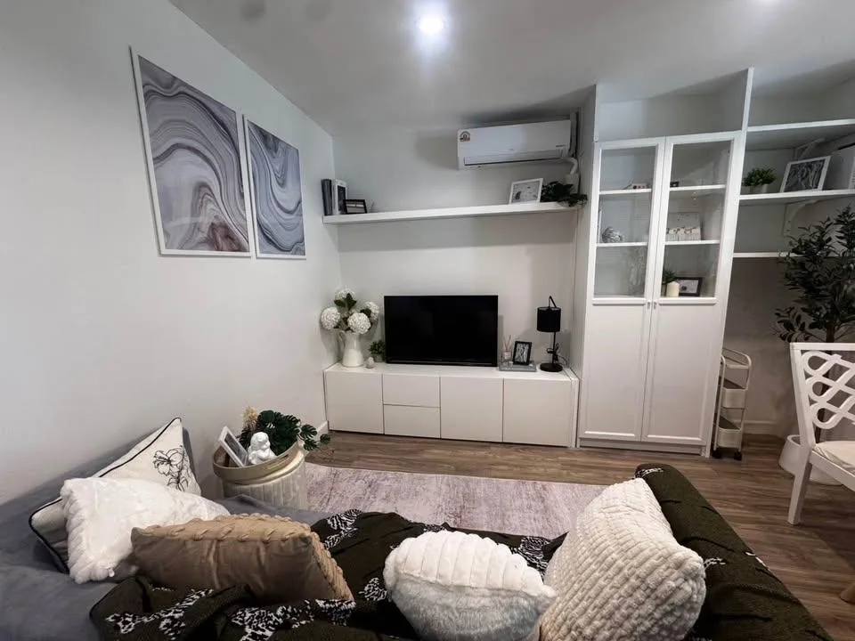 Property photos for 49 Suite