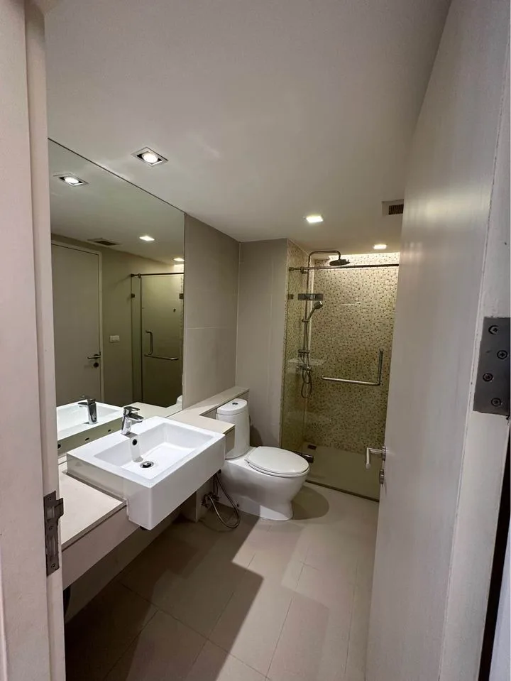 Property photos for Le Nice Ekamai