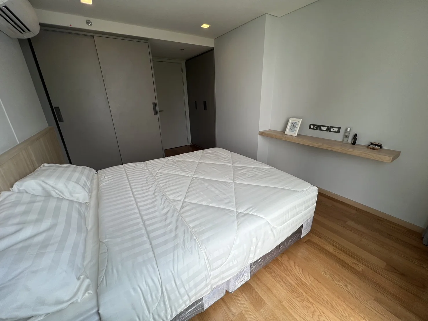 Property photos for Piya Apartment Sukhumvit 15