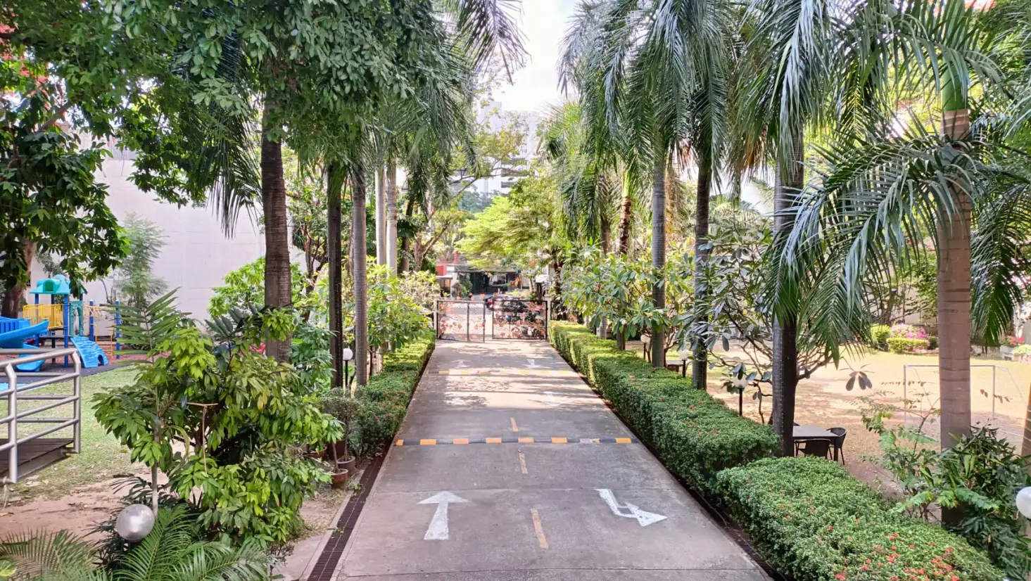 Property photos for Phirom Garden Residence