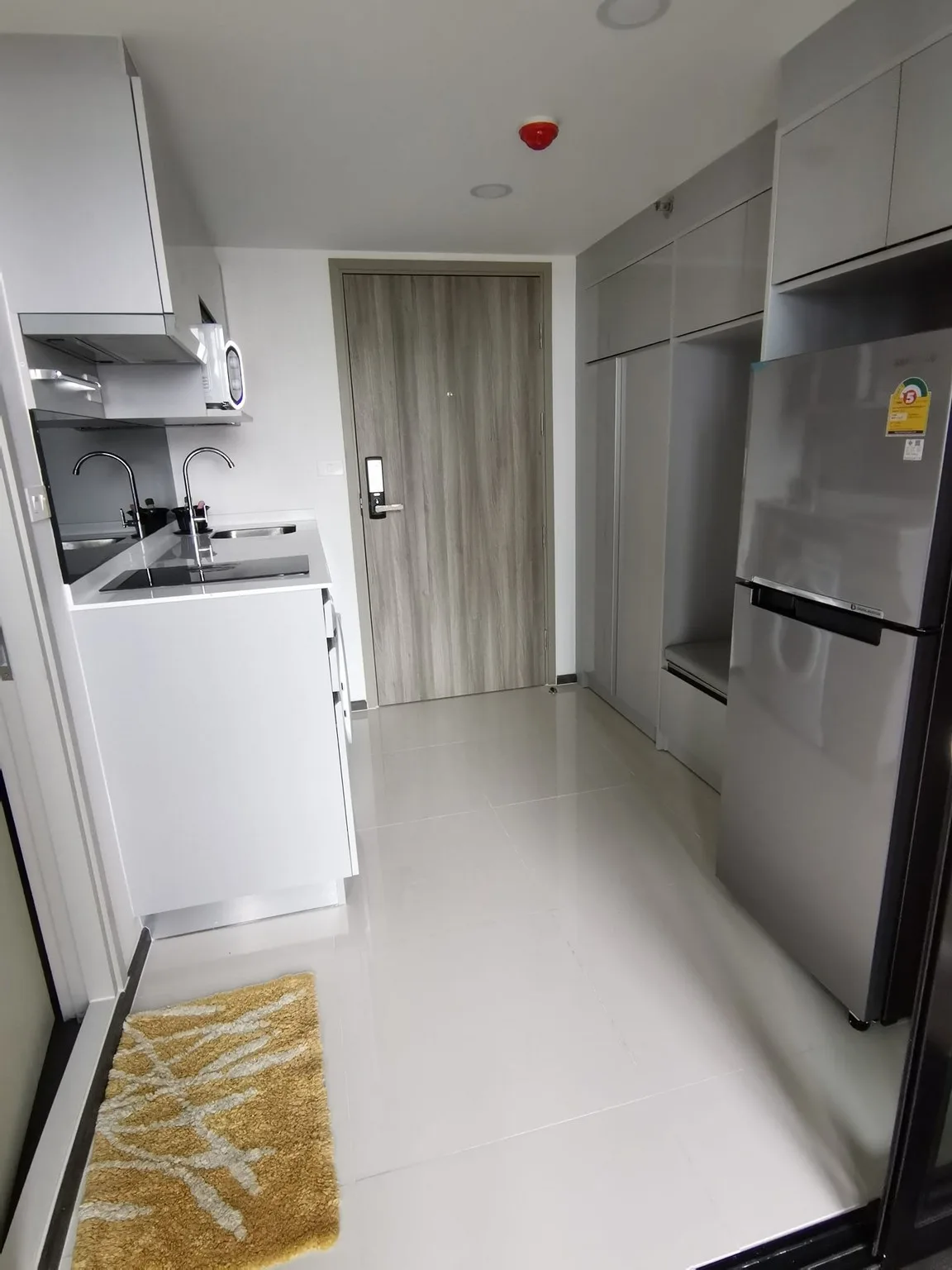 Property photos for KnightsBridge Prime Ratchayothin