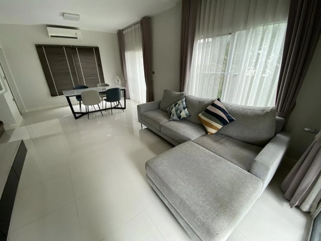 Property photos for Mantana Onnut-Wongwaen 5