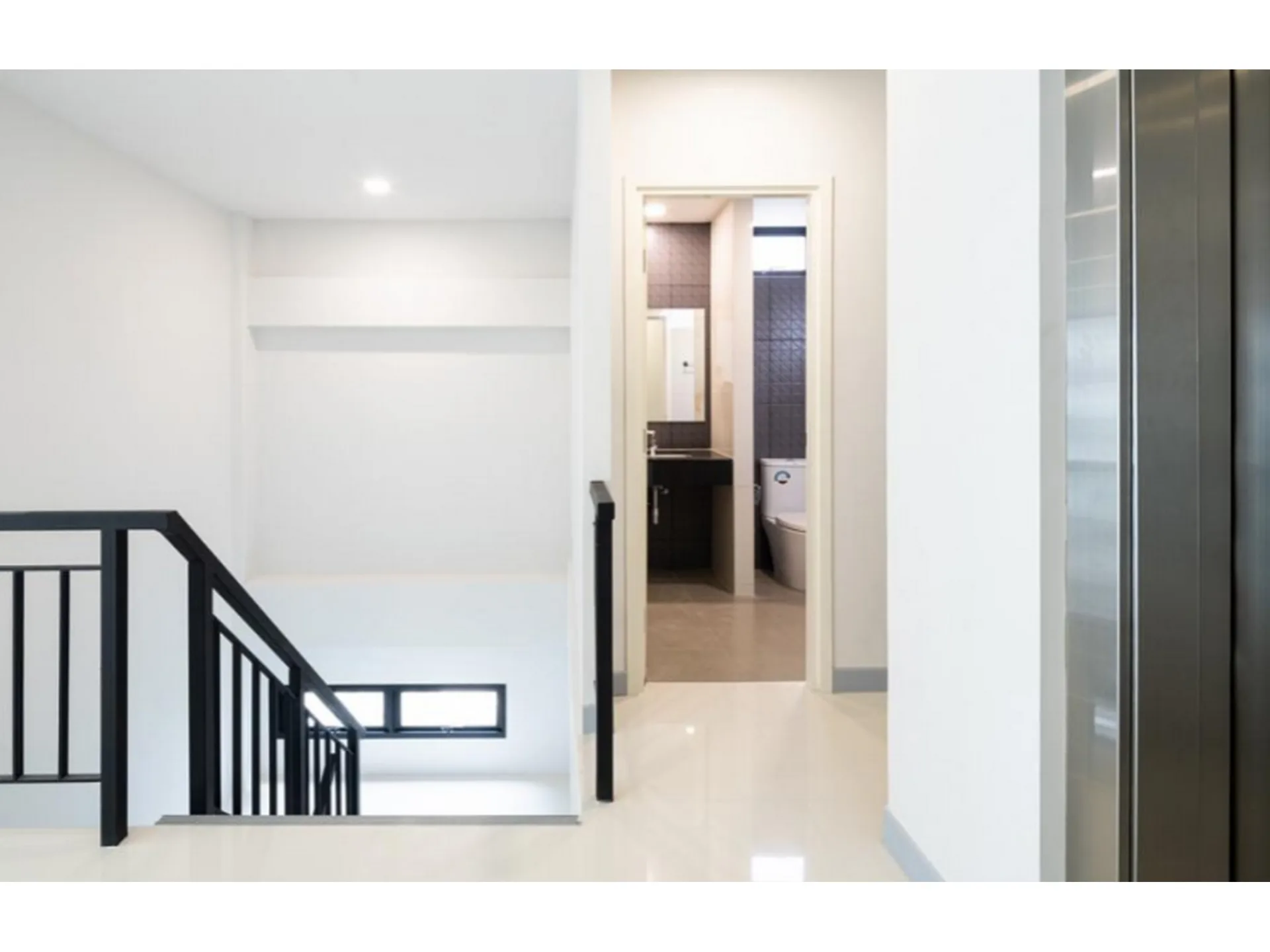 Property photos for Samyan Business Town-rama 4