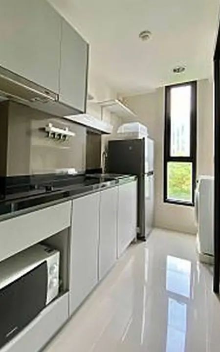 Property photos for Zenith Place Sukhumvit 42