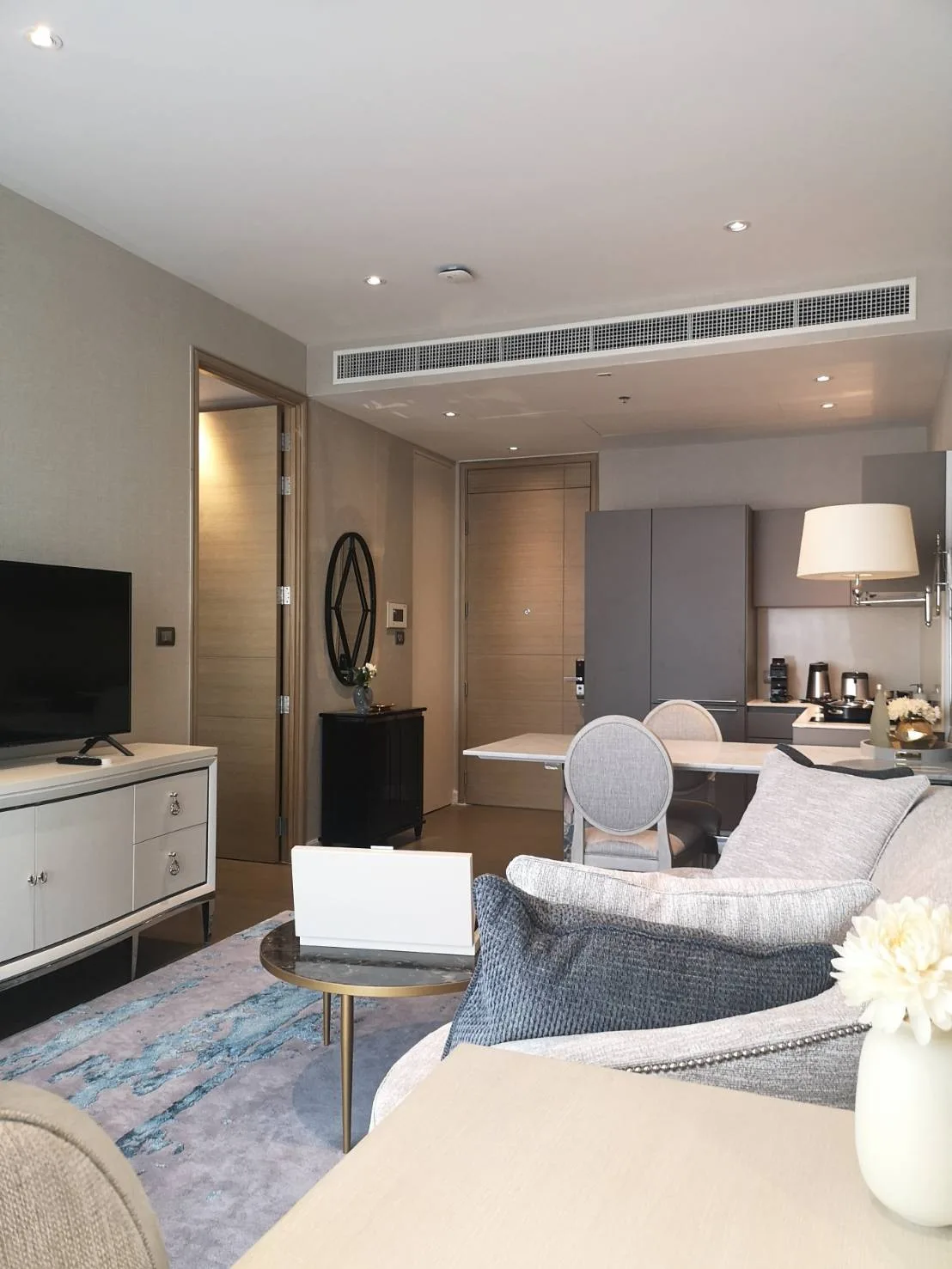 Property photos for Magnolias Ratchadamri Boulevard