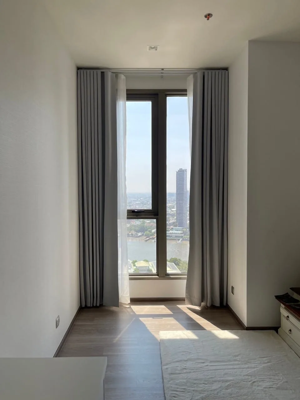 Property photos for Rhythm Charoenkrung Pavillion