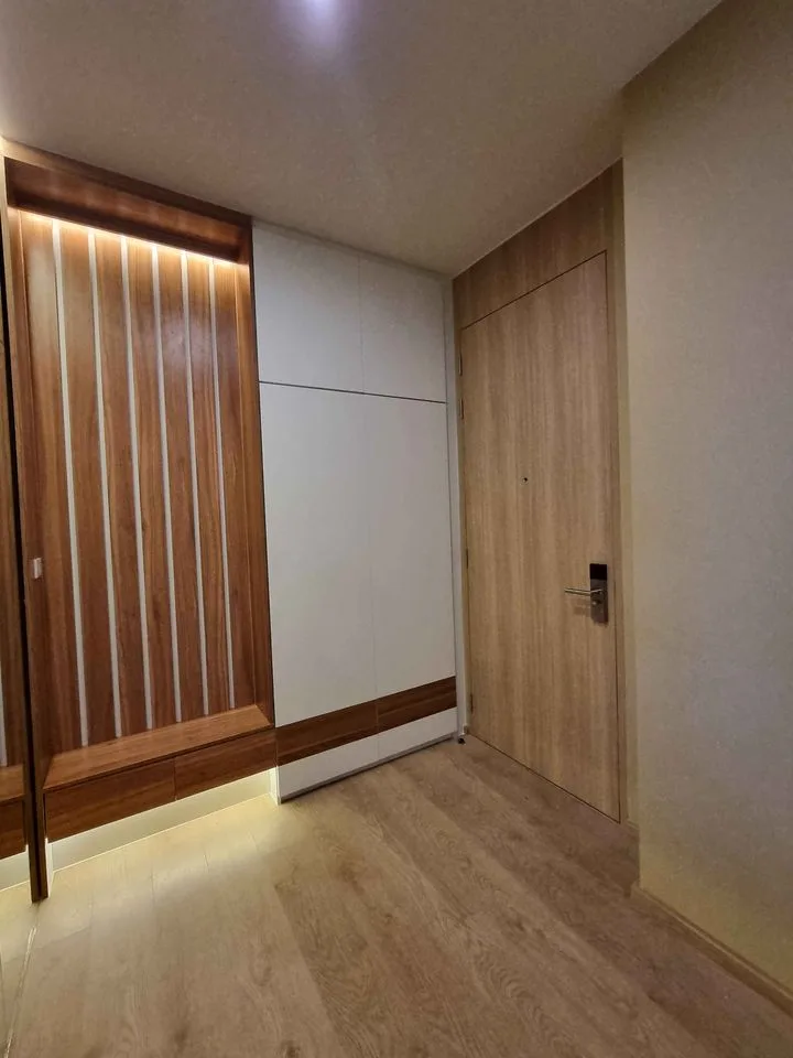 Property photos for Noble BE19