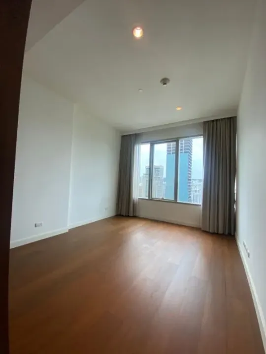 Property photos for 185 Rajadamri