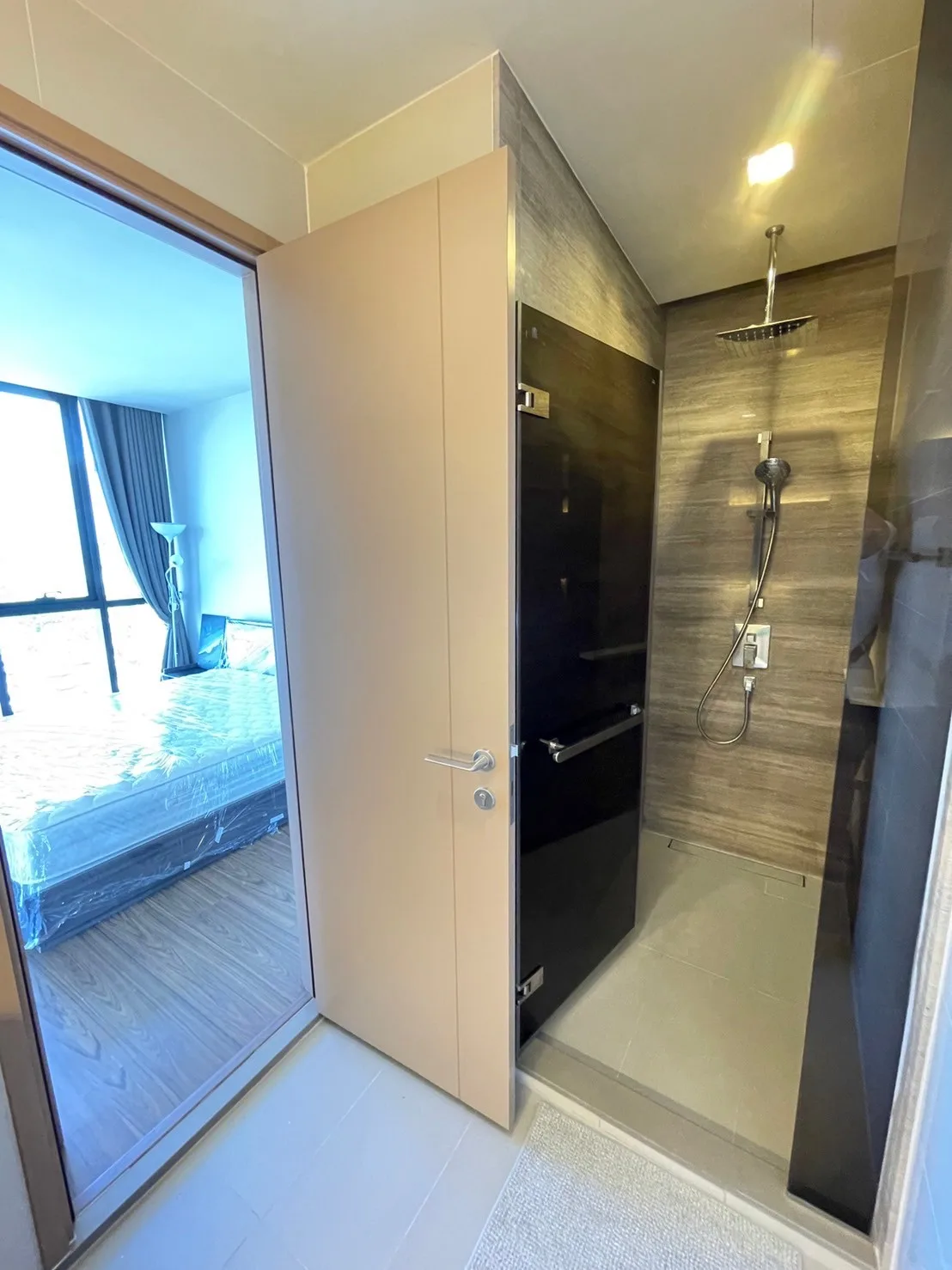 Property photos for The Line Sukhumvit 71