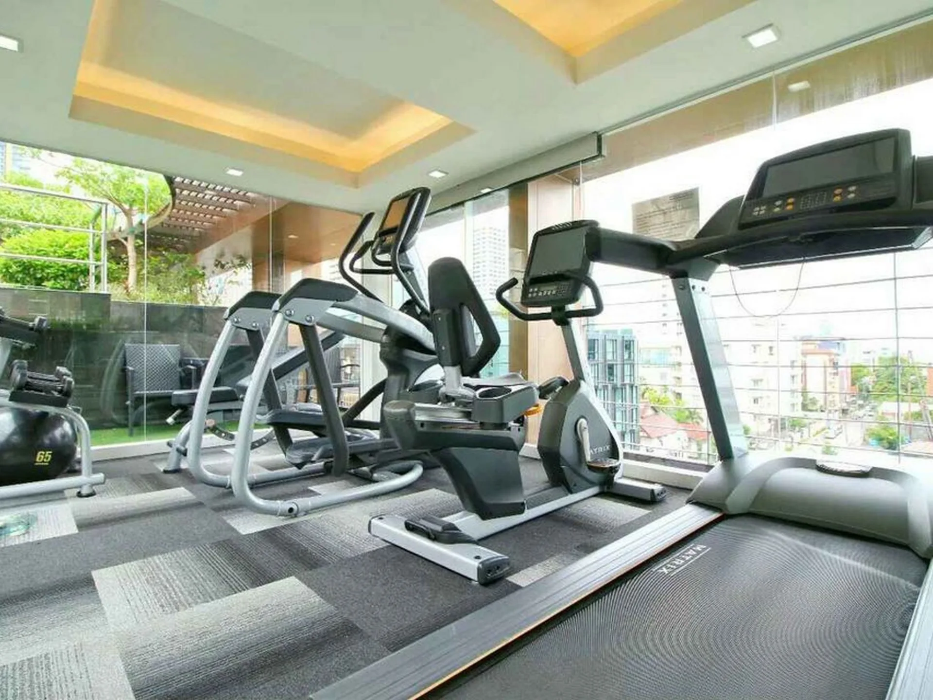 Property photos for Focus Ploenchit
