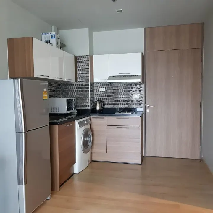 Property photos for Noble Refine