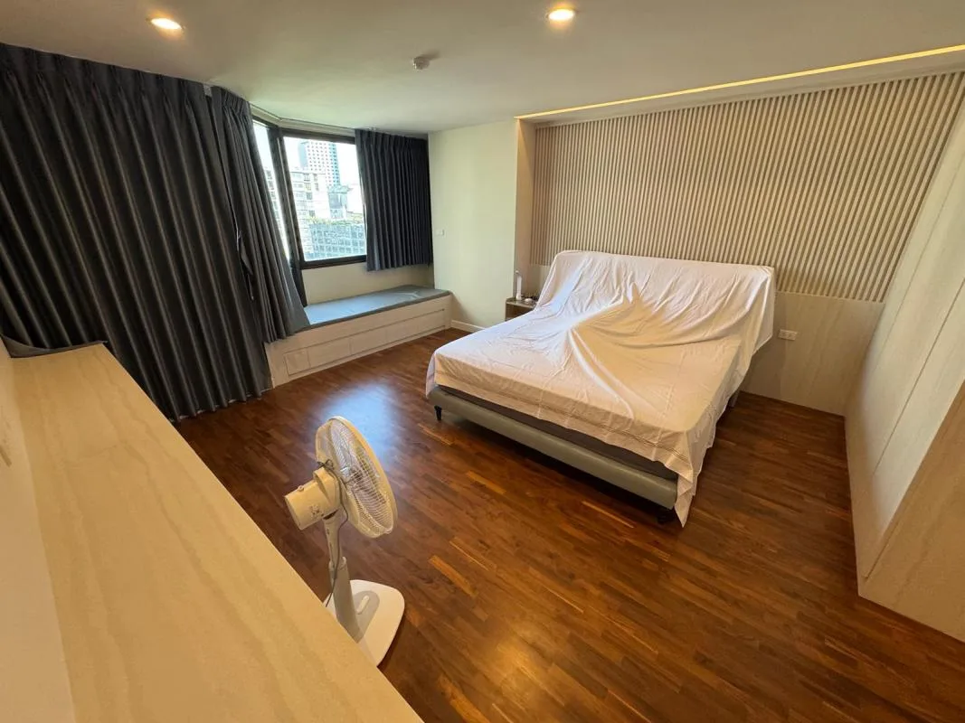 Property photos for Lake Avenue 16