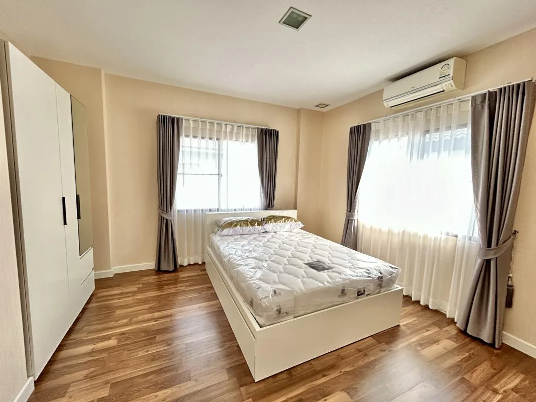 Property photos for Manthana Onnut - Wongwaen 4