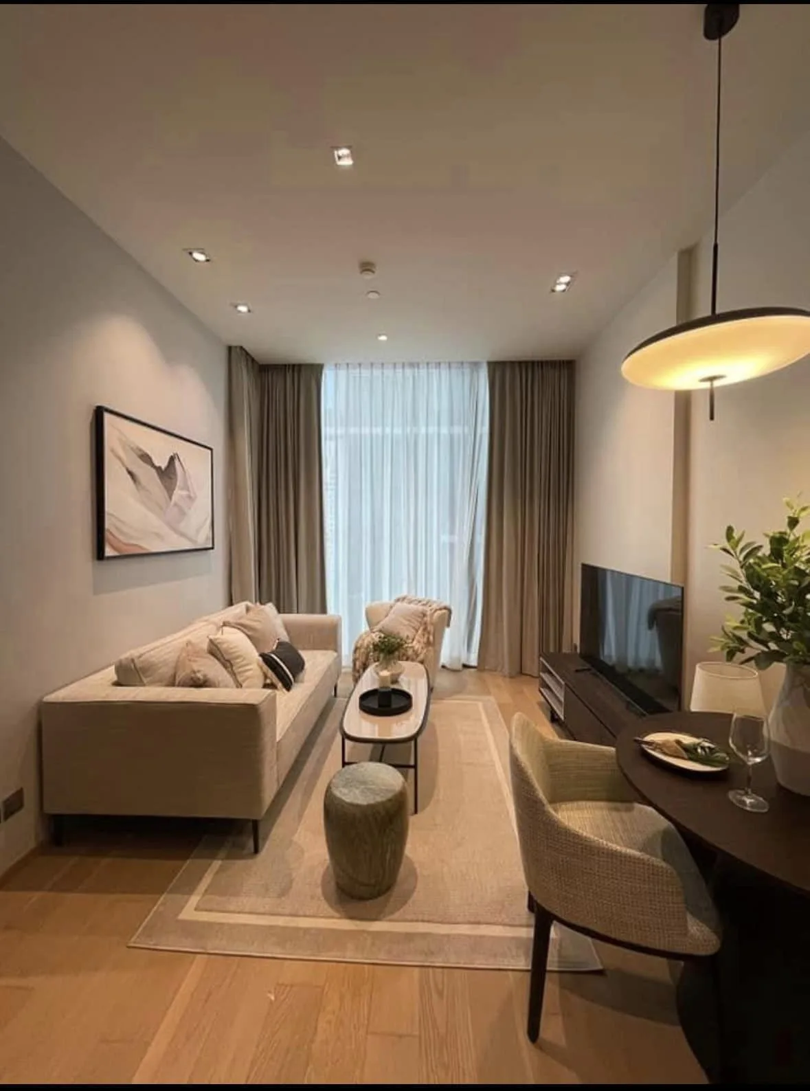 Property photos for 28 Chidlom