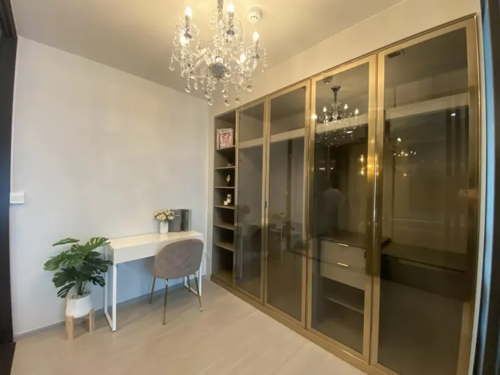 Property photos for Life Sathorn Sierra