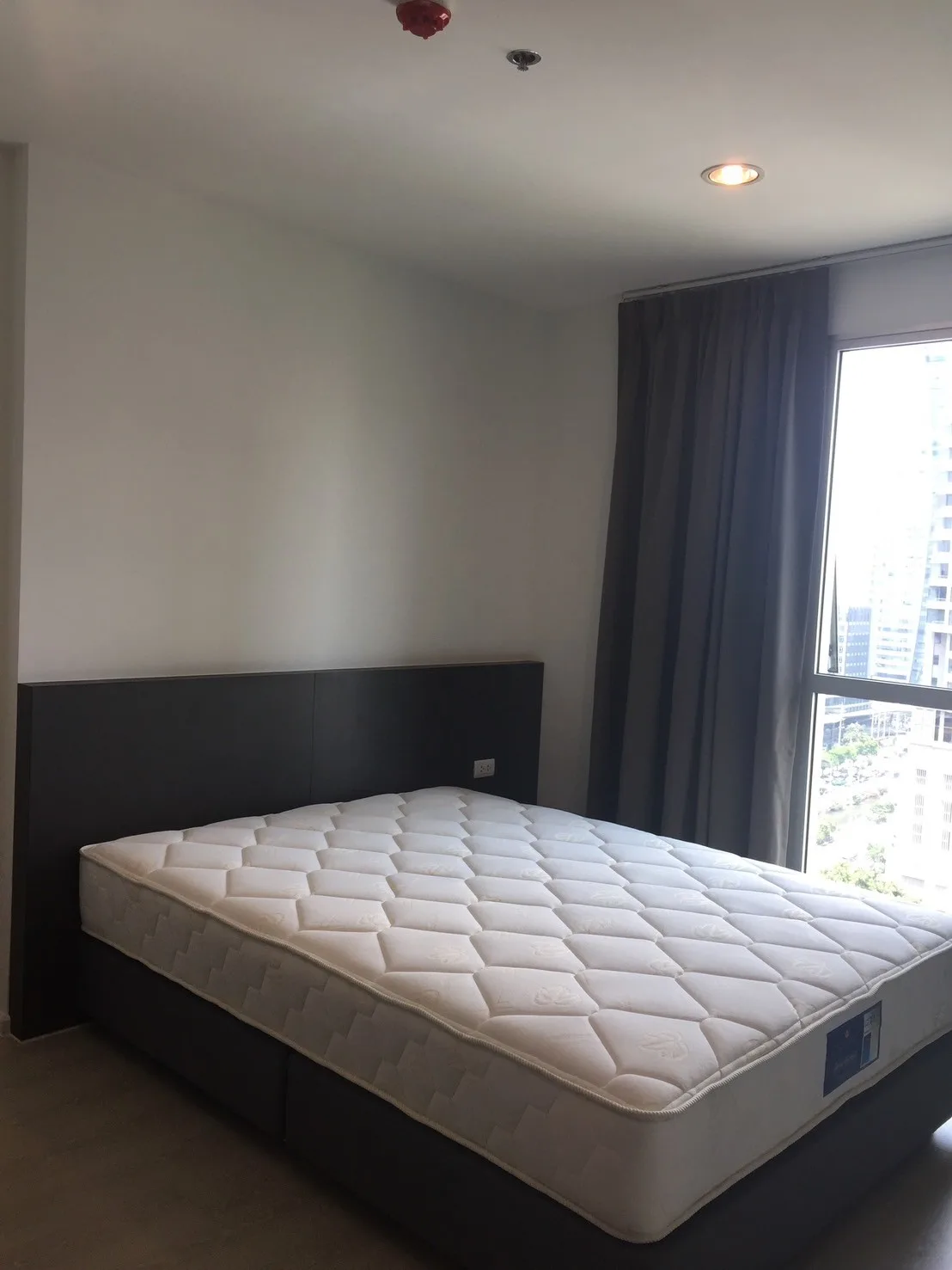 Property photos for Rhythm Sathorn - Narathiwas