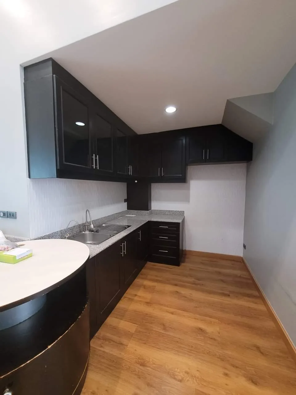 Property photos for Baan Klang Krung Sathon-narathiwas