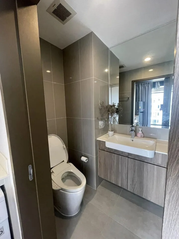 Property photos for Ideo Mobi Asoke