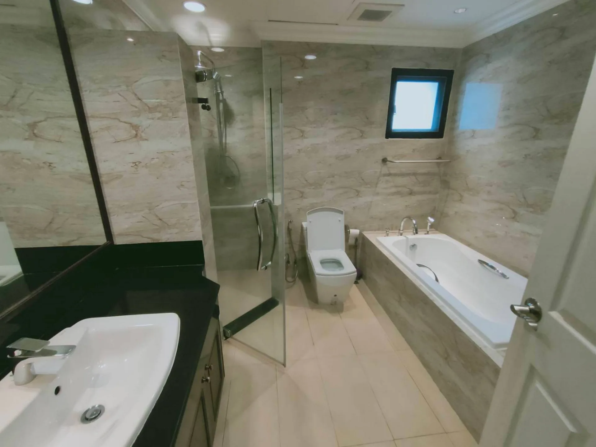 Property photos for Tonson Court