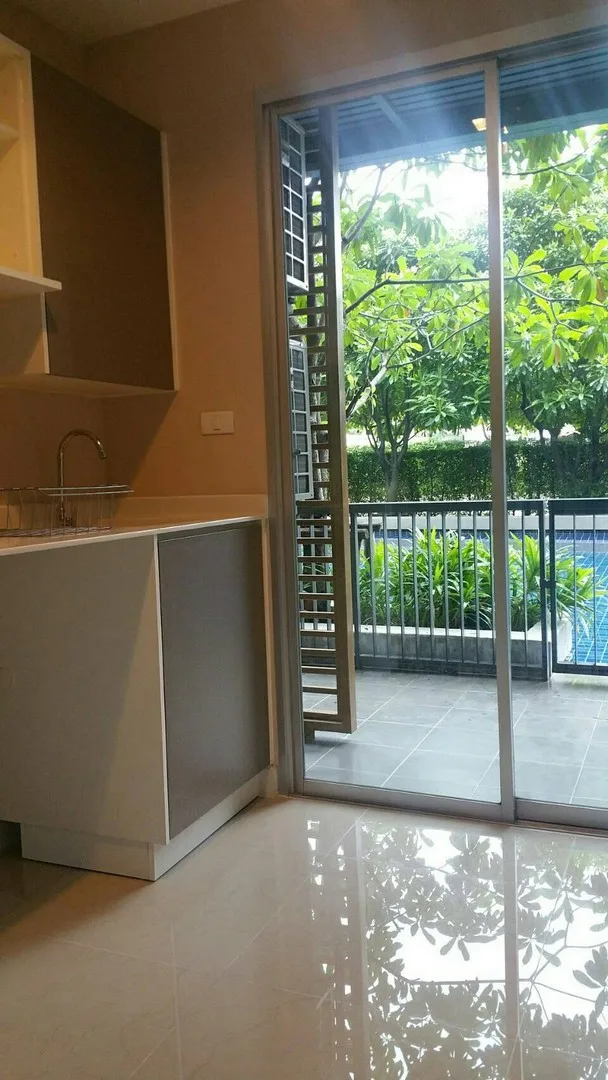 Property photos for Metro Luxe Kaset
